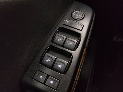 Used 2020 Chevrolet Tahoe LS image 27