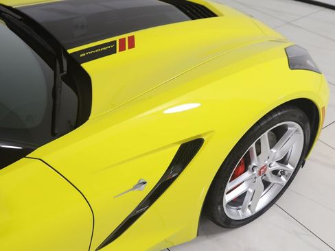 Used 2016 Chevrolet Corvette Stingray Coupe RWD image 56