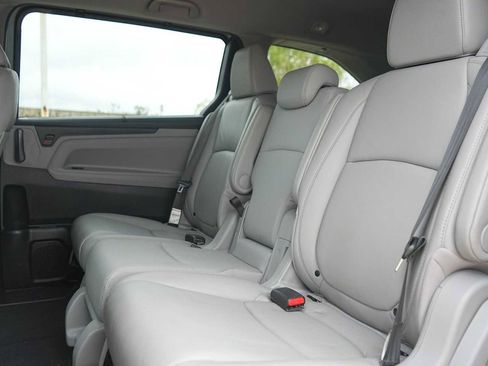 Used 2020 Honda Odyssey EX-L image 14