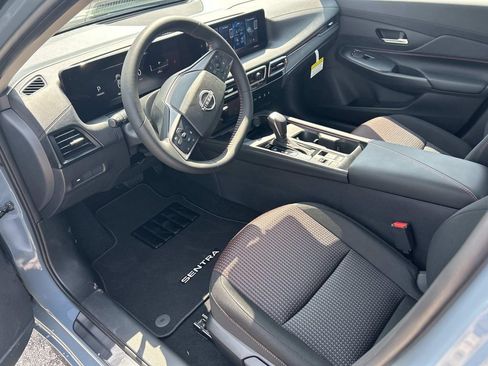 New 2026 Nissan Sentra SR w/ Floor Mat Package FWD image 13