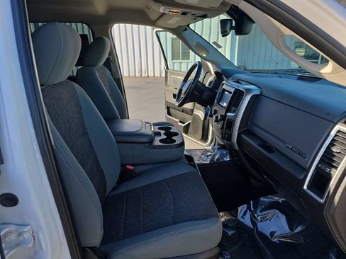Used 2019 RAM 1500 Big Horn RWD image 16