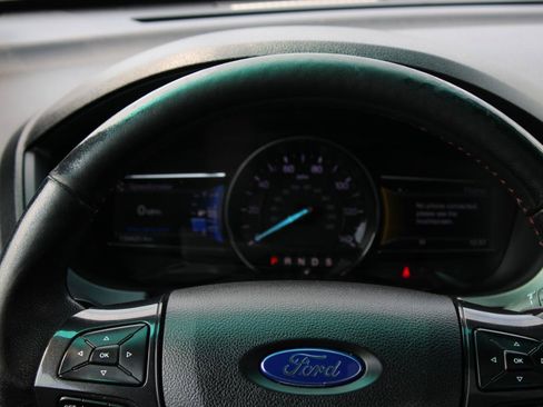 Used 2016 Ford Explorer Sport w/ Equipment Group 401A AWD/4WD image 13