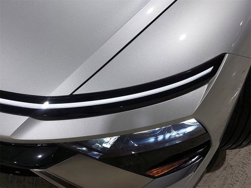 Certified 2025 Hyundai Sonata SEL image 29