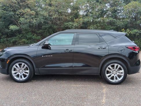 Used 2020 Chevrolet Blazer LT w/ Sound & Technology Package FWD image 8