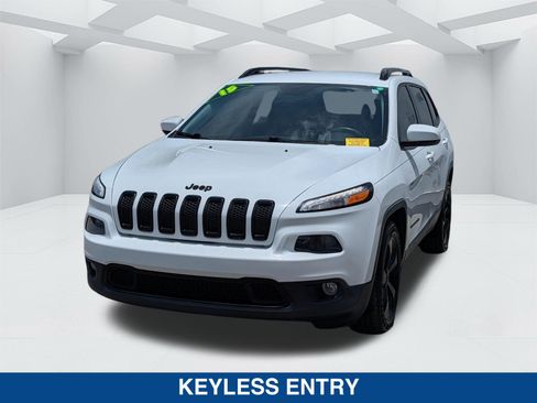 Used 2015 Jeep Cherokee Latitude w/ Comfort/Convenience Group FWD image 8