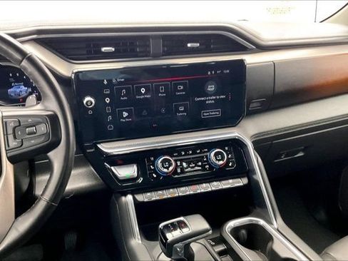 Used 2023 GMC Sierra 1500 Denali w/ Denali Carbonpro Edition AWD/4WD image 5