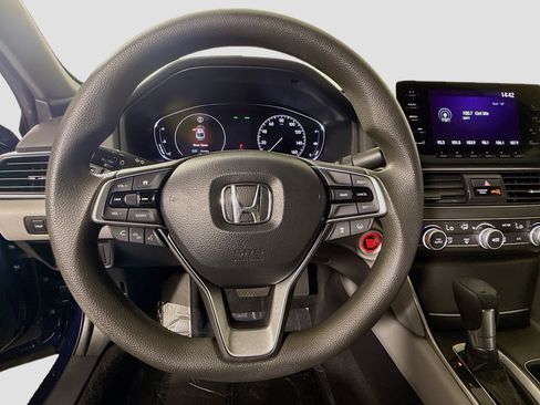 Used 2019 Honda Accord LX image 13