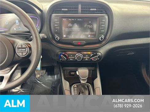 Used 2025 Kia Soul LX w/ LX Technology Package image 32