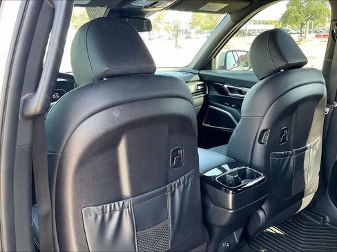 Certified 2024 Kia Telluride EX X-Line AWD/4WD image 11