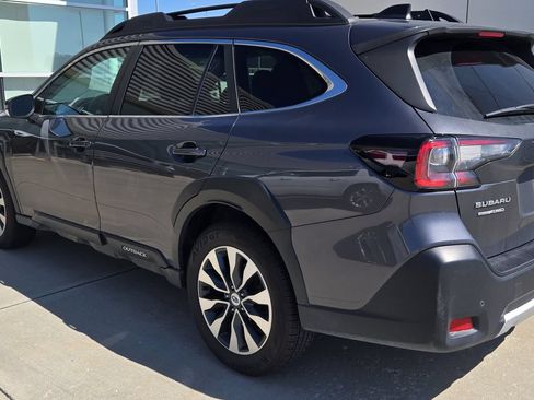 Used 2023 Subaru Outback Limited AWD/4WD image 4