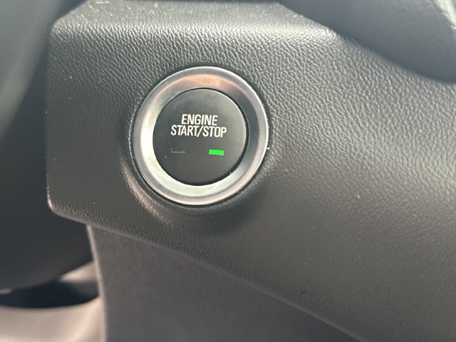 Used 2023 GMC Terrain SLT w/ Tech Package FWD image 26
