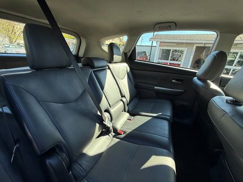 Used 2012 Toyota Prius V Five FWD image 19