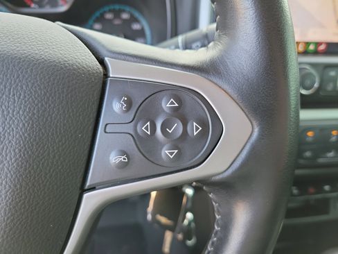 Used 2022 Chevrolet Colorado ZR2 image 30