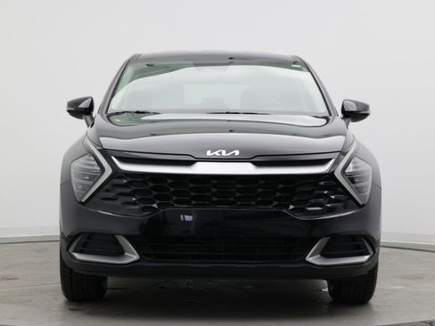 Used 2024 Kia Sportage EX FWD image 2