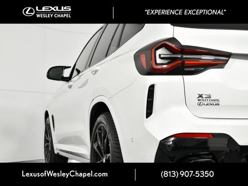 Used 2024 BMW X3 M40i w/ Premium Package image 9