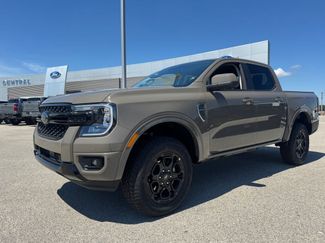 New 2026 Ford Ranger Lariat w/ Black Appearance Package AWD/4WD video 2