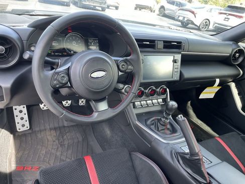 Used 2024 Subaru BRZ Limited w/ Popular Package 2 image 10