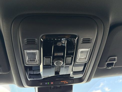 New 2026 GMC Yukon Elevation w/ LPO, Floor Liner Package RWD image 12
