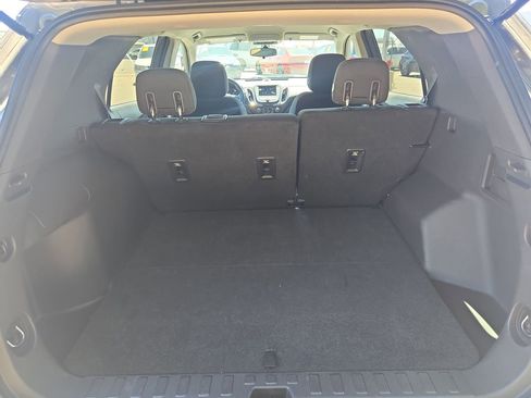 Used 2019 Chevrolet Equinox LT image 12