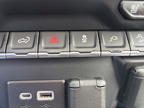 Certified 2022 Chevrolet Silverado 3500 High Country w/ Z71 Off-Road Package image 50