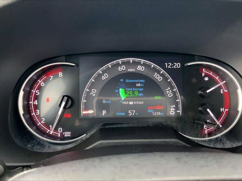 Used 2025 Toyota RAV4 XLE Premium image 22