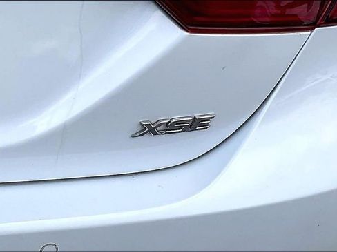 Used 2019 Toyota Camry XSE w/ Driver Assist Package image 8