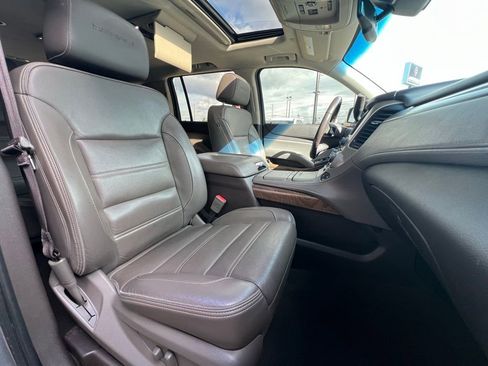 Used 2019 GMC Yukon XL Denali w/ Open Road Package image 31
