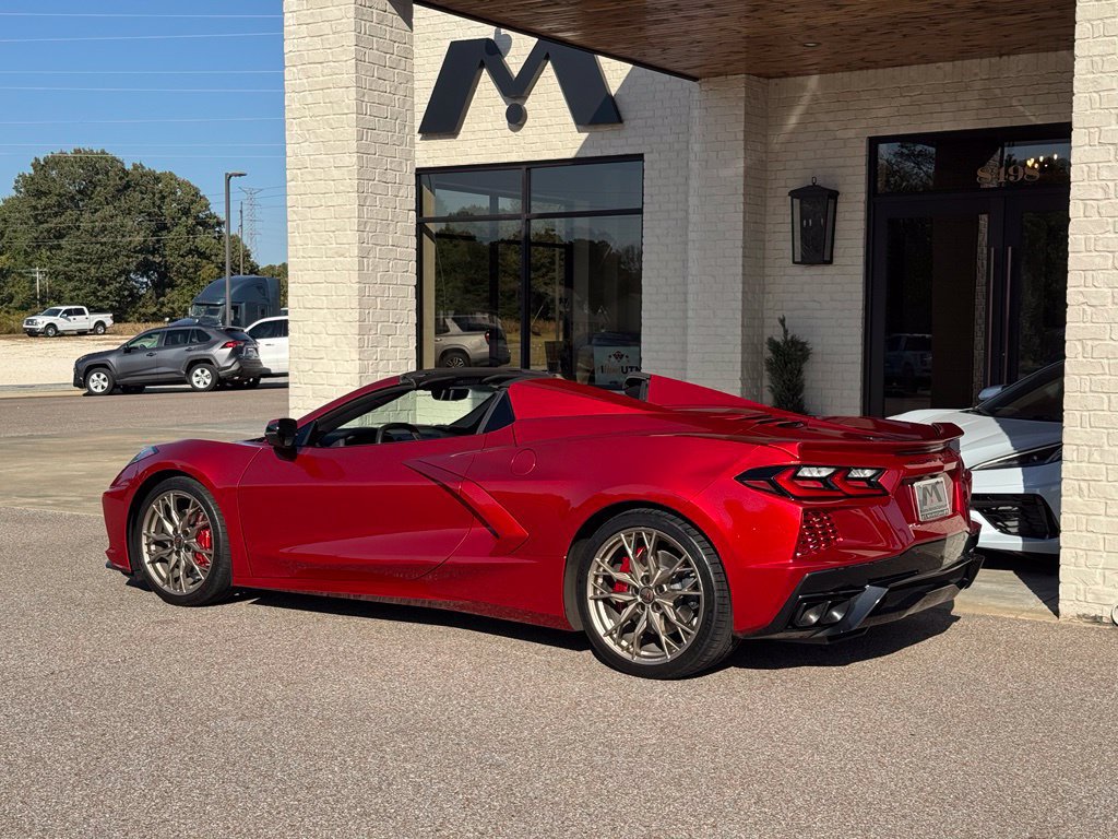 Used 2024 Chevrolet Corvette Stingray Preferred Conv w/ 2LT RWD image 24