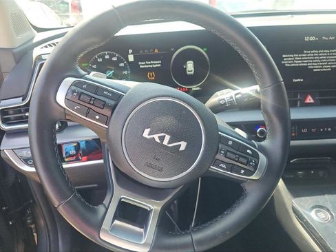 Used 2025 Kia Sportage SX Prestige AWD/4WD image 4
