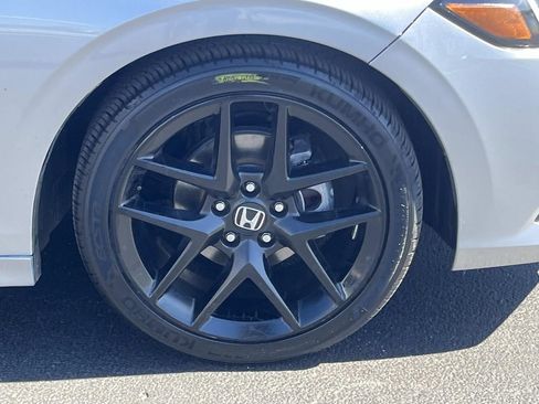Used 2023 Honda Civic Sport image 9