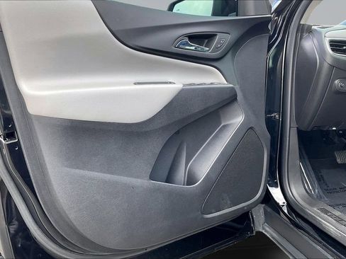 Used 2023 Chevrolet Equinox LS w/ Midnight Edition image 22