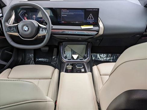 Used 2025 BMW X3 xDrive30i w/ Premium Package image 16