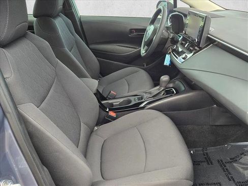 Used 2022 Toyota Corolla LE image 20