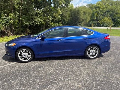 Used 2016 Ford Fusion SE w/ Equipment Group 202A FWD image 1