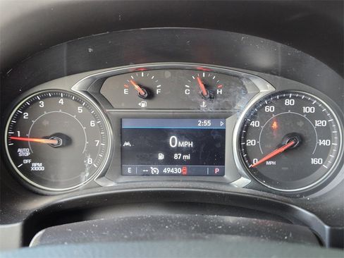 Used 2024 GMC Terrain SLT image 33