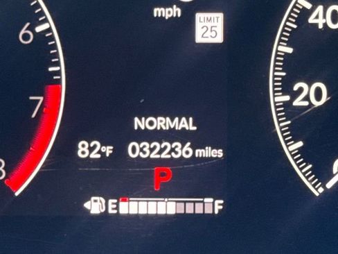 Used 2024 Honda HR-V Sport image 2