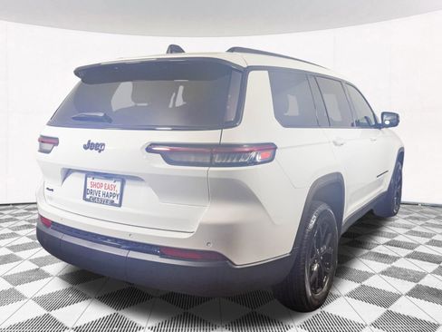New 2025 Jeep Grand Cherokee L Altitude image 6