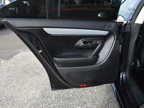 Used 2016 Volkswagen CC R-Line image 27