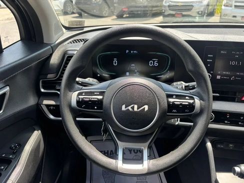 Used 2024 Kia Sportage LX FWD image 19