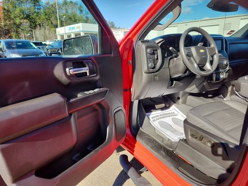 Used 2023 Chevrolet Silverado 1500 Custom w/ LPO, Dark Essentials Package image 19