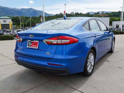 Used 2020 Ford Fusion SEL FWD image 8