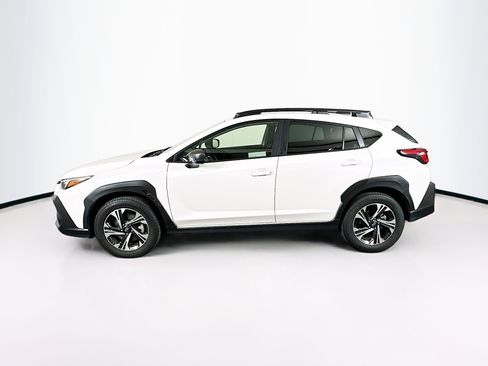 Used 2025 Subaru Crosstrek 2.0i Premium image 4