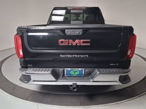 Used 2023 GMC Sierra 1500 SLT w/ SLT Premium Plus Package AWD/4WD image 4