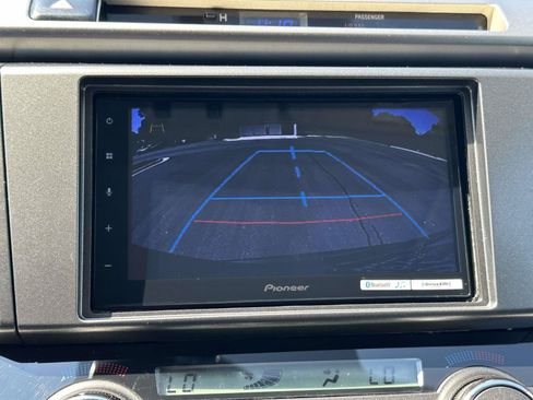 Used 2014 Toyota RAV4 Limited FWD image 22