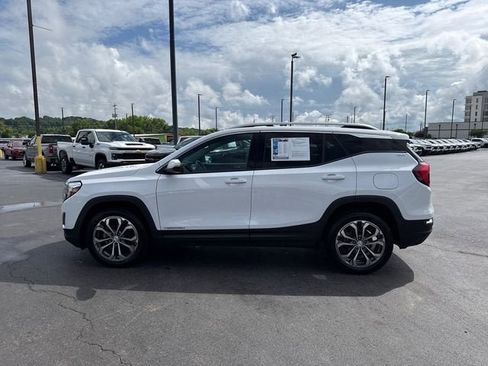 Used 2021 GMC Terrain SLT w/ Infotainment Package II AWD/4WD image 6