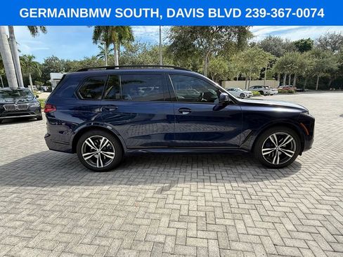 Used 2025 BMW X7 xDrive40i w/ Executive Package AWD/4WD image 9