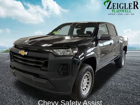 Used 2023 Chevrolet Colorado W/T RWD image 9