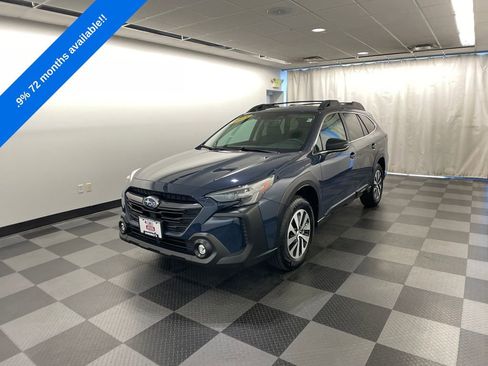 Certified 2025 Subaru Outback Premium w/ Popular Package #1A image 2