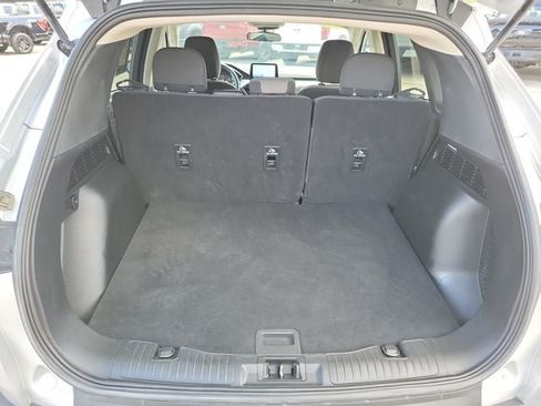 Used 2020 Ford Escape SE AWD/4WD image 25