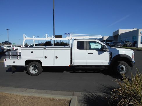 Used 2024 Ford F550 2WD SuperCab Super Duty image 2